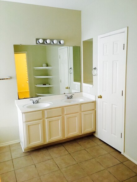Double Vanity. - 4003 Santa Susana
