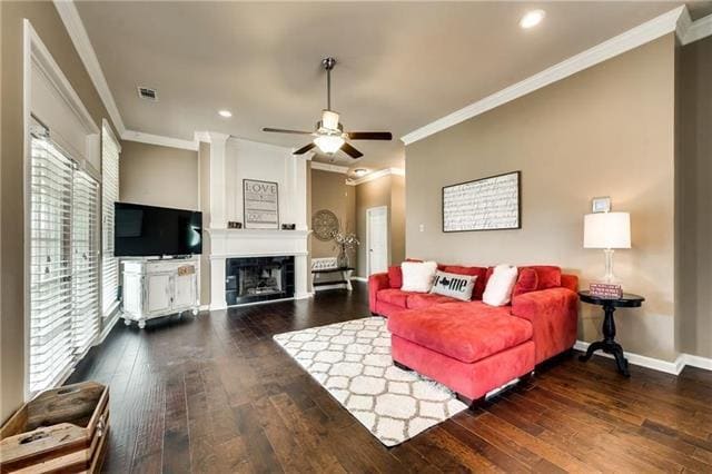 Building Photo - 8206 Luna Dr