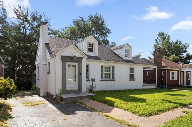 Building Photo - 10050 Diamond Dr