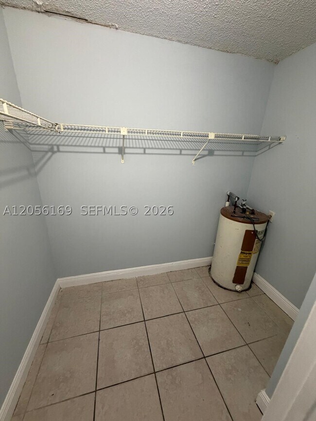 Building Photo - 95 NE 41st St