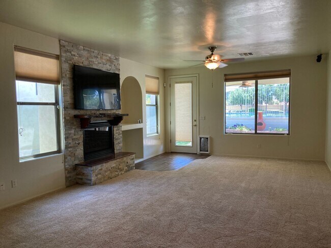 Building Photo - Spool Home on the Lake in Gated Rancho Sah...