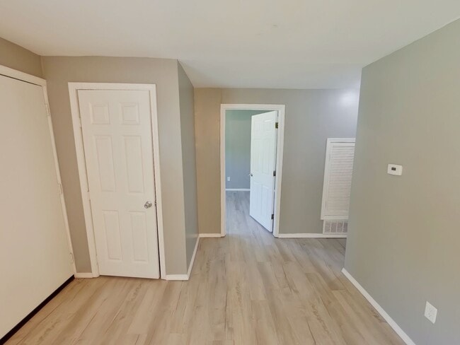 Building Photo - 2BR Renovated Home