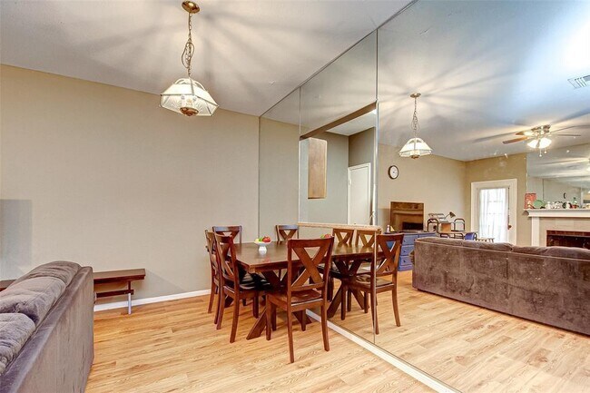 Building Photo - 6000 Reims Rd