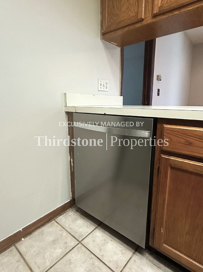 Building Photo - 5636 Bryner Dr