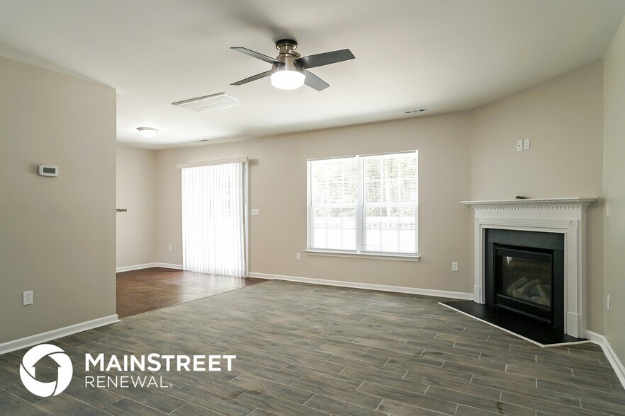 Building Photo - 603 Quail Ct