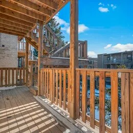 Building Photo - 1154 E 54th Pl