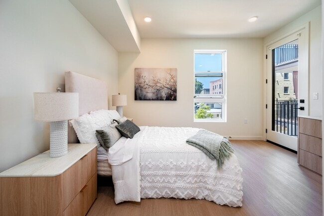Building Photo - Welcome to the Gramercy