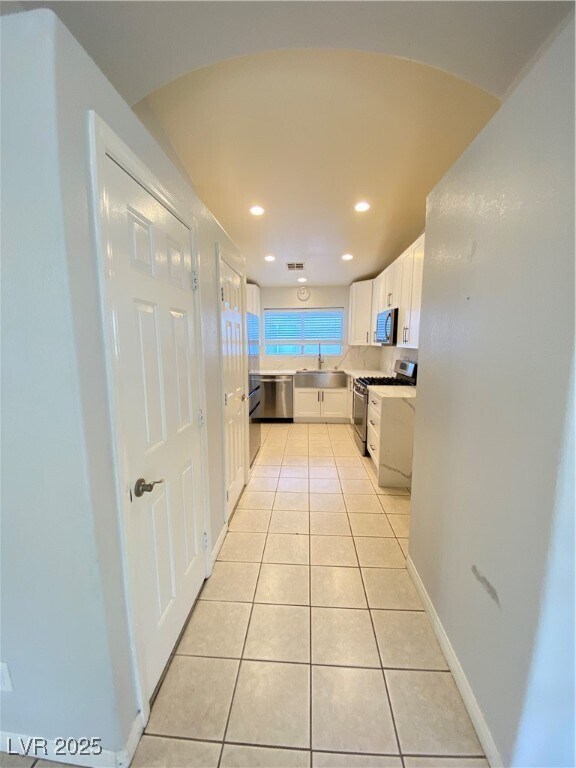Building Photo - 808 Binbrook Dr