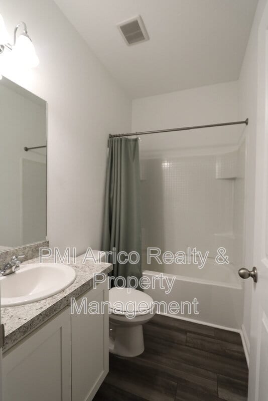 Building Photo - 35552 Shade Fern Ln