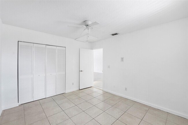 Building Photo - 3562 NW 91st Ln