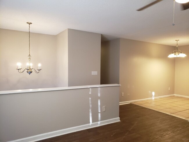 Building Photo - Coming Soon - 4 Bed, 2 Bth Split Level Home