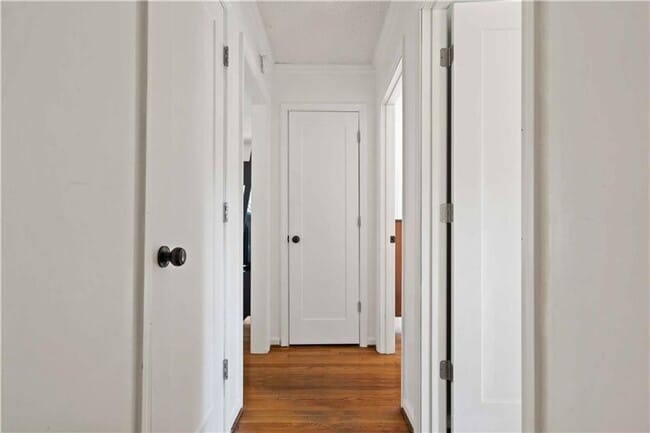 Building Photo - Charming Prairie Village Ranch + Designer ...