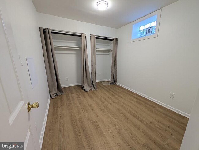 Building Photo - 8241 Clifton Farm Ct