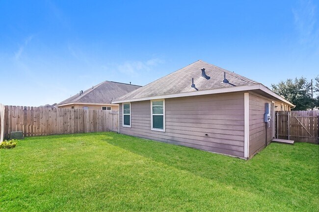 Building Photo - 5810 Long Arbor Ln