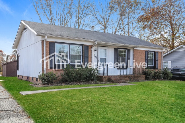 Building Photo - 2407 Phoenix Dr