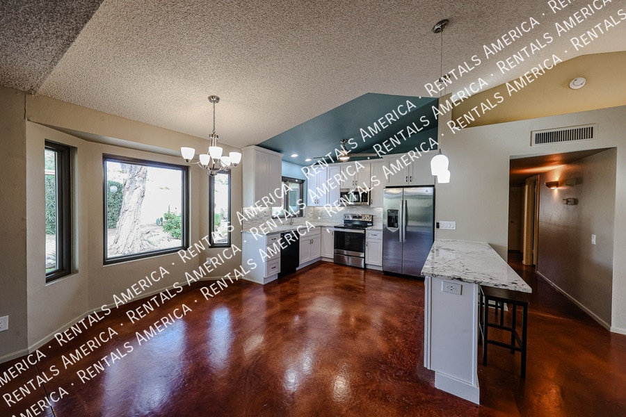 Building Photo - 10438 S 45th Pl