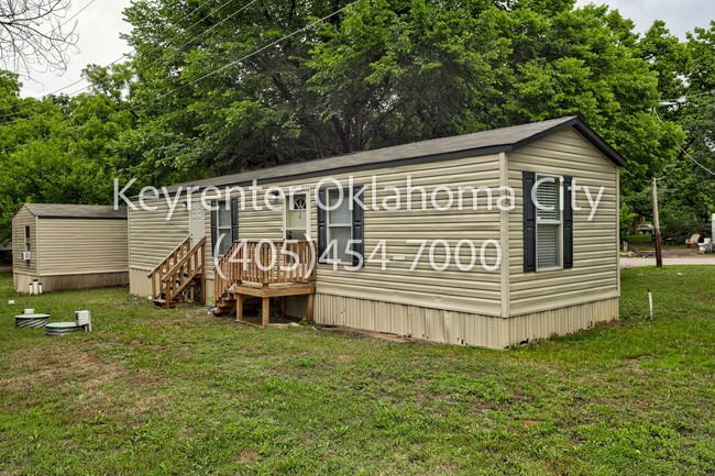 Building Photo - Spacious 2BD/1BTH Home In OakRidge Village In Spencer