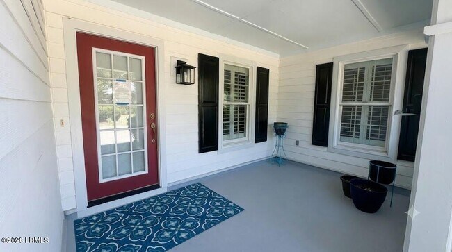 Building Photo - 1305 Rowland Dr