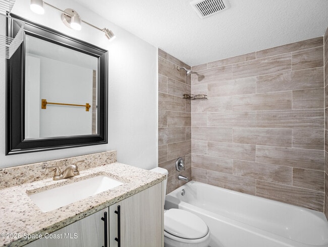 Building Photo - 168 Ulster Ct