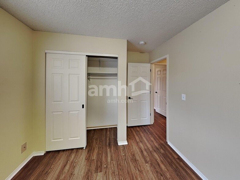 Building Photo - 6616 Monaco Way