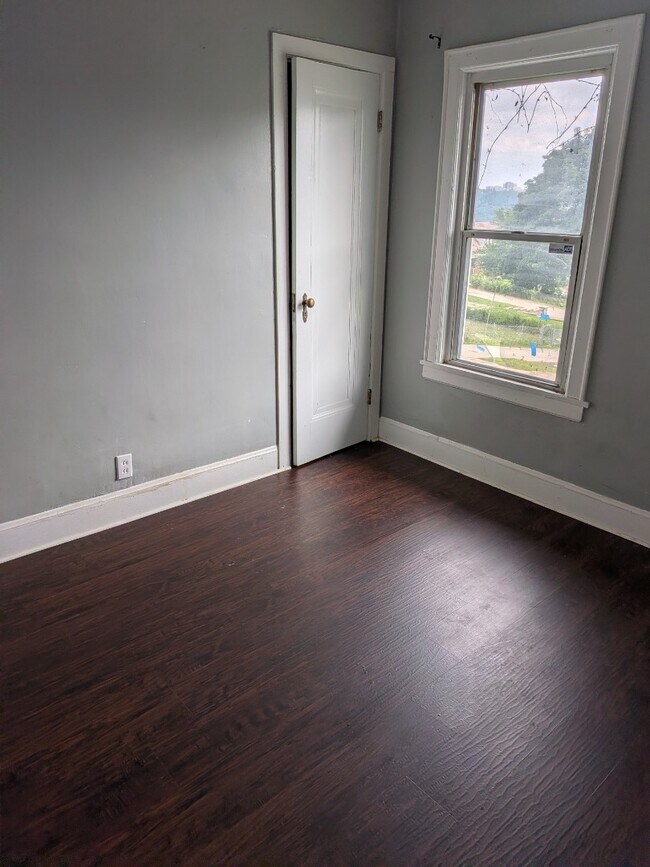 Building Photo - Cute Two Bedroom Home On Dead End Street In Spring Hill