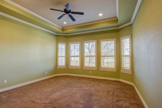 Building Photo - Comanche Trace on Golf Course