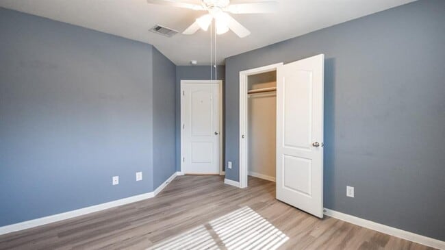 Building Photo - 502 Hidden Brook Ln