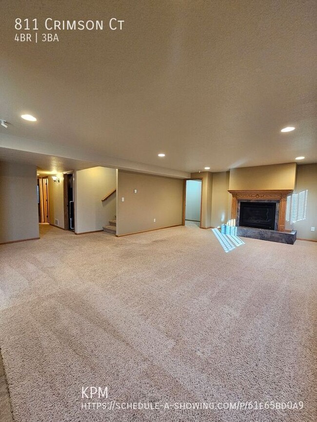 Building Photo - 4 BED | 3 BATH | DOUBLE GARAGE | SINGLE-FA...