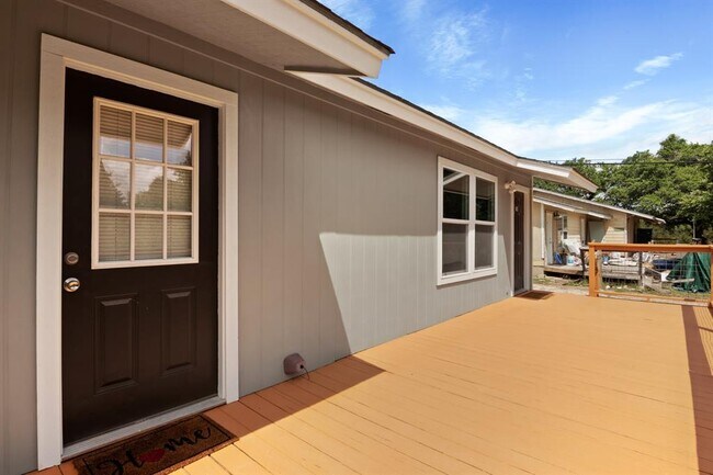 Primary Photo - 23393 Nameless Rd