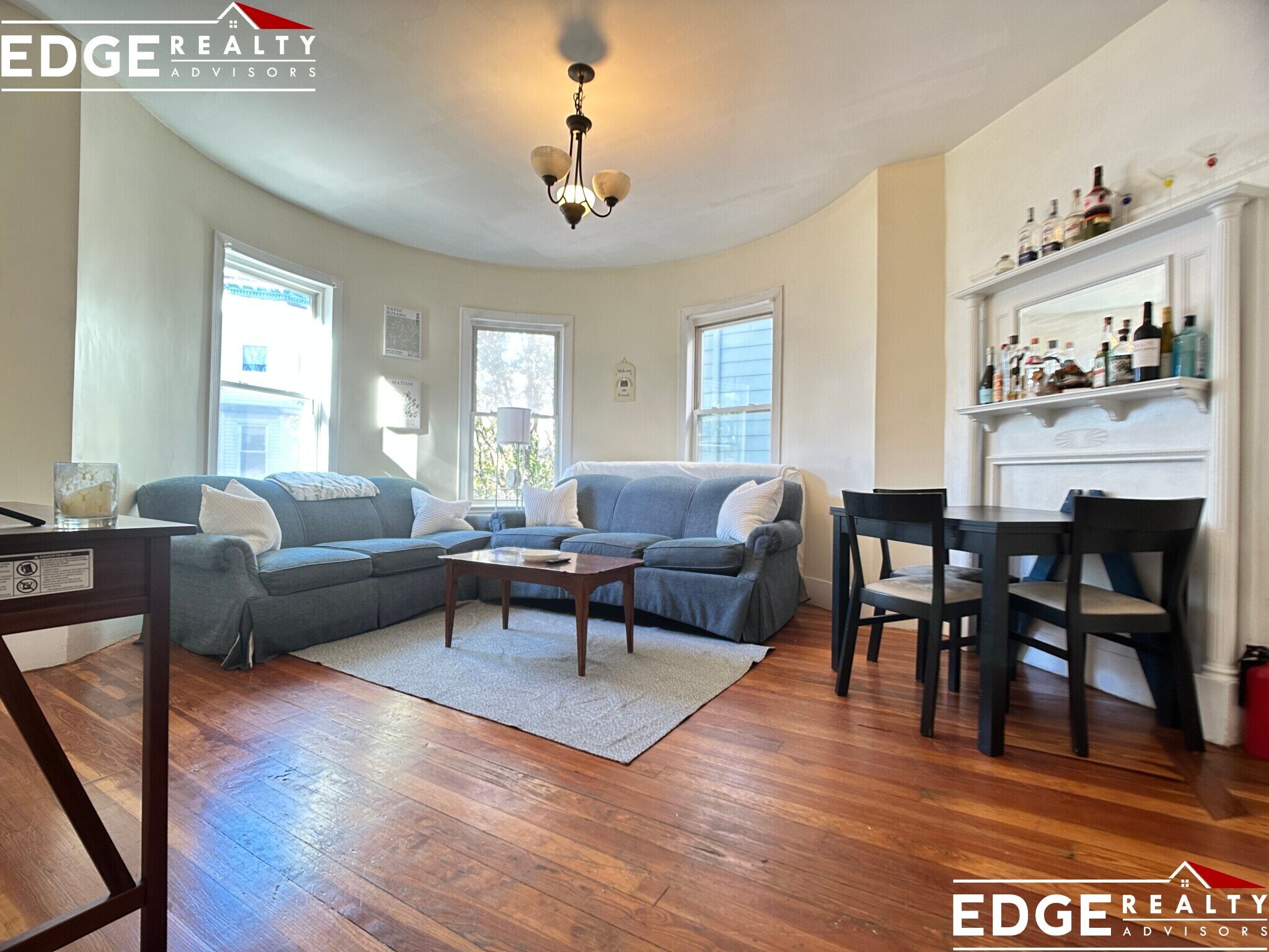 Building Photo - 6 Carmel St