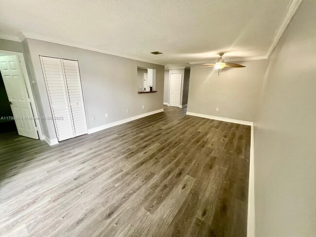 Building Photo - 15711 SW 137th Ave