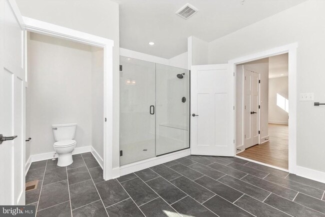 Building Photo - 204 3 Rivers Rd