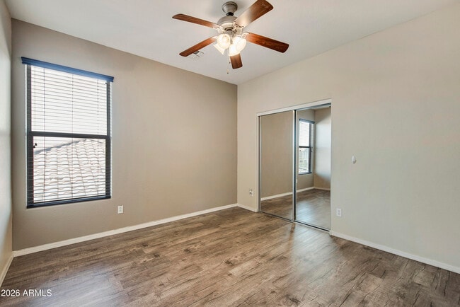 Building Photo - 6209 S 43rd Dr