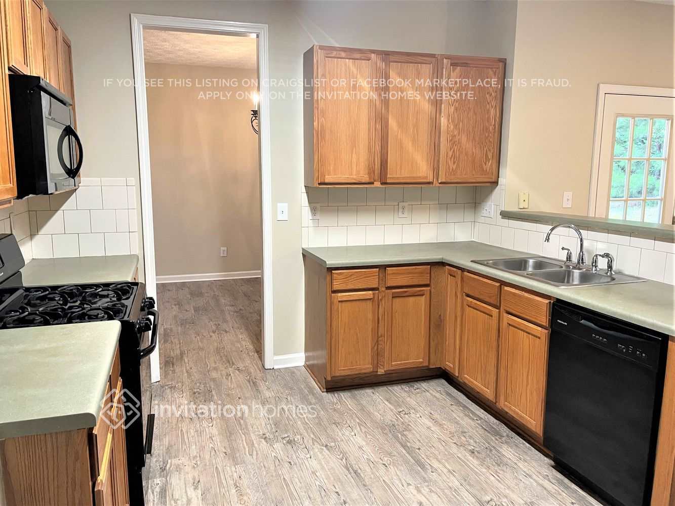 Building Photo - 1987 Ridgestone Run SW