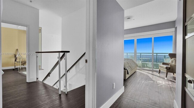 Building Photo - 60 SW 13th St