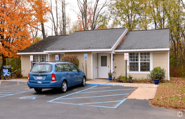 Building Photo - Hudson Falls Village Apartments