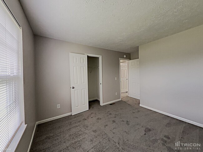 Building Photo - 1212 Green River Ct