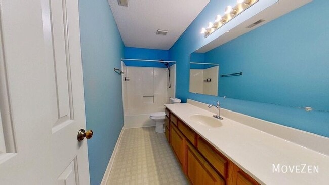 Building Photo - 6902 Persimmon Pl