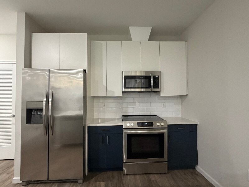 Building Photo - 36 Madison St