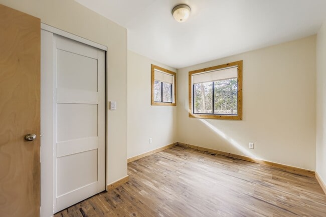 Building Photo - 9 Moon Dance Ln