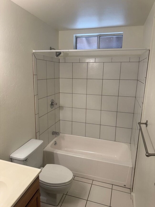 Building Photo - Charming Home in Kachina Village- Ready fo...