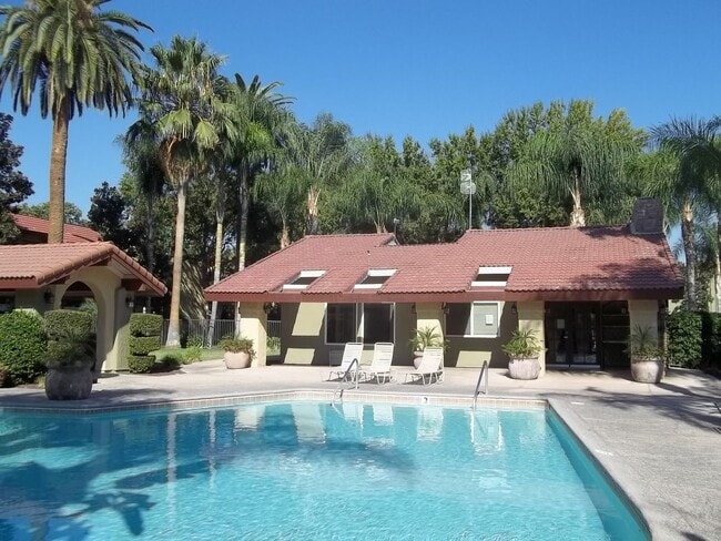 Building Photo - Nice 1 bedroom 1 bathroom at Villa Borgata *Ask about our Move-in Special