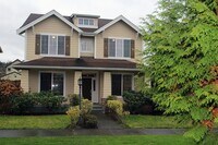 Building Photo - 4 BEDROOM WOODBRIDGE REDMOND HOME FOR RENT...