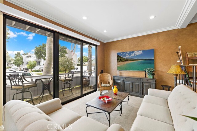 Building Photo - 19 Kamalii Ct