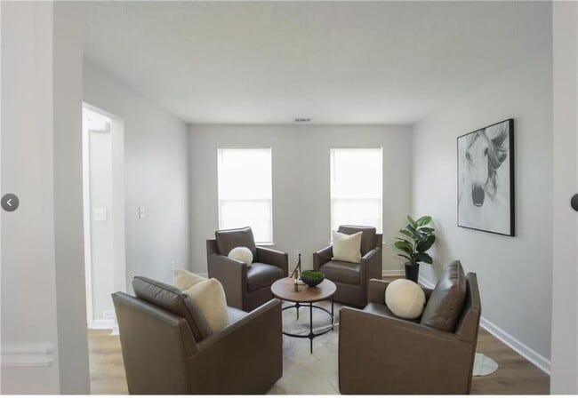 Building Photo - 833 Marie Trce