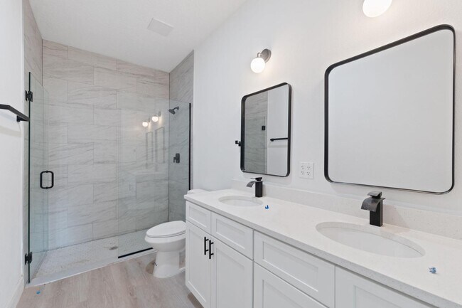 Building Photo - 5256 SW 155th Loop