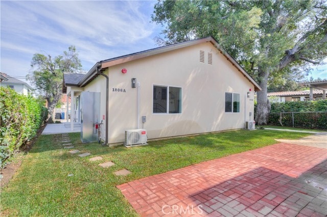 Building Photo - 1806 S 8th St