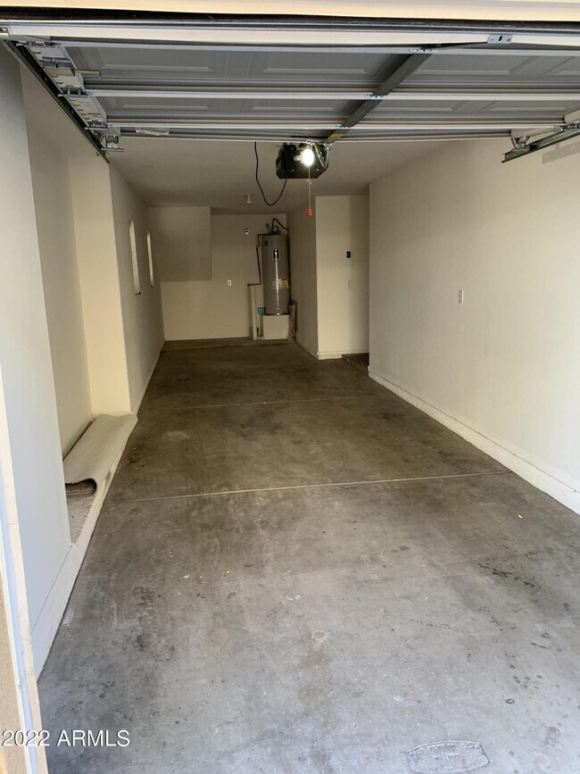 Building Photo - 3031 W Sand Flower Dr