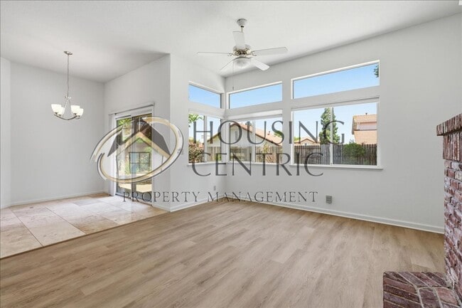 Building Photo - Beautiful Single Story Rental in the Heart of Folsom