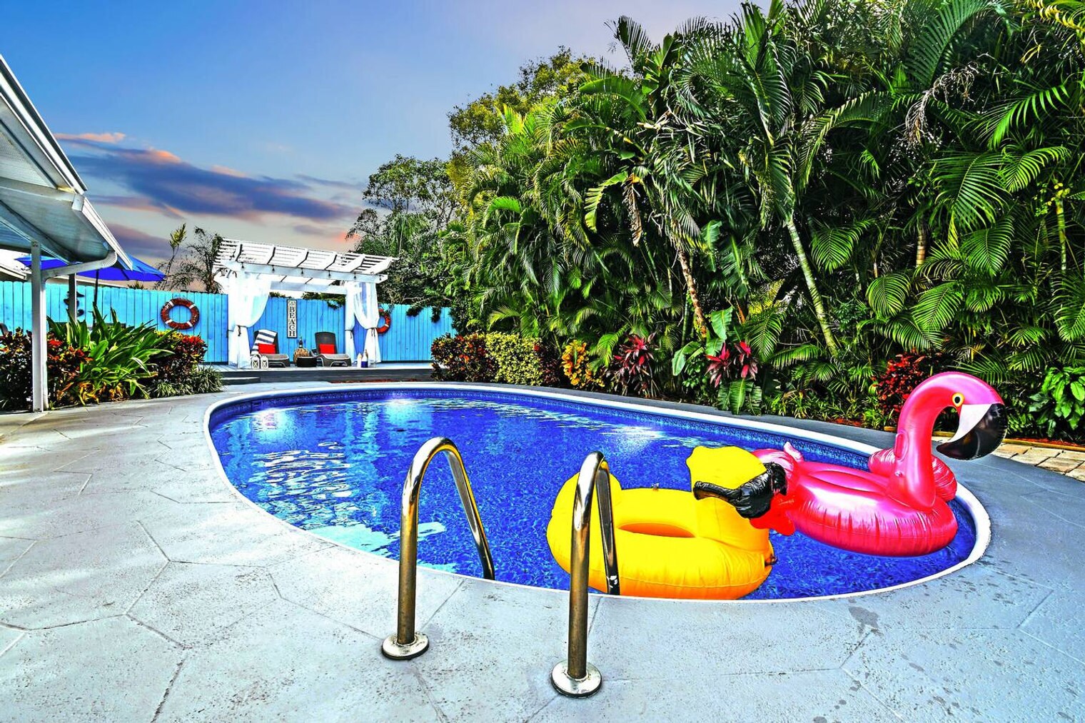 Building Photo - 3252 Florida Blvd